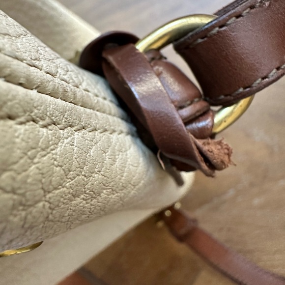 Dooney and Bourke vintage draw string bag. - Picture 7 of 8